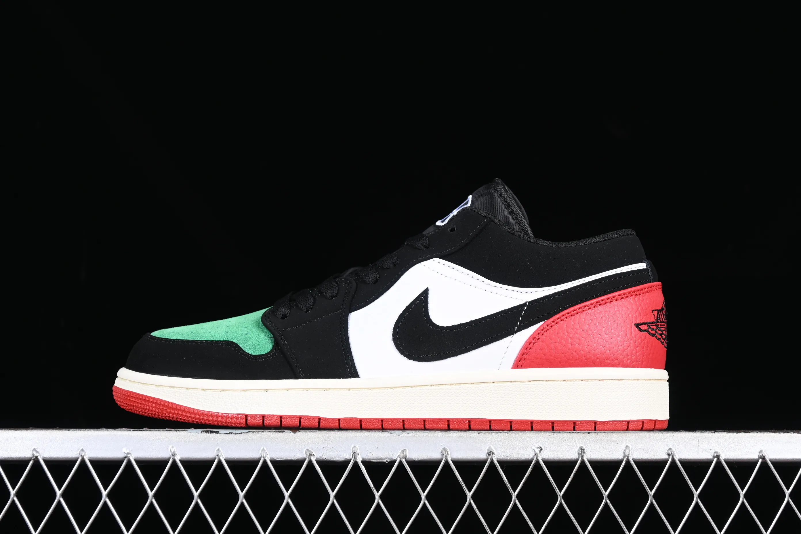 All categories Air Jordan Jordan series basketball shoes Air Jordan 1 Low Z version Air Jordan 1 Low "Quai 54" AJ1 Joe 1 Championship 20th anniversary special low-top cultural casual sneakers FQ6703-100